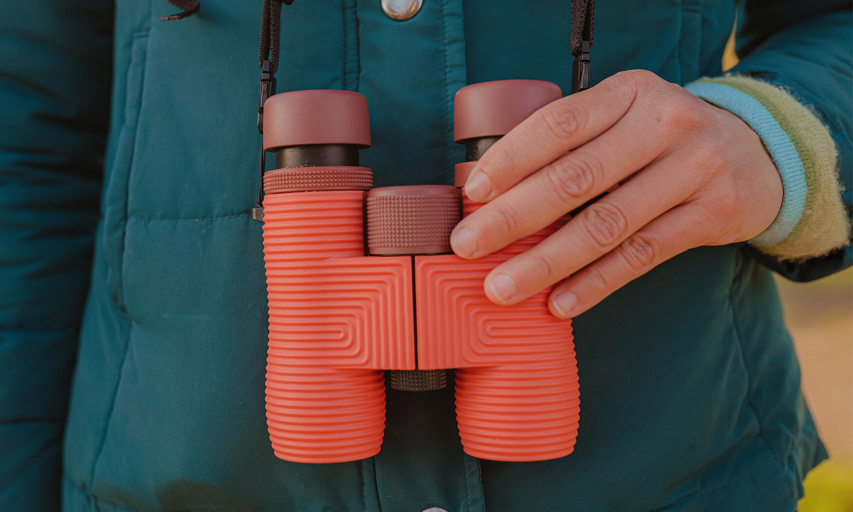 CORAL (RED) Field Issue 8x32 product image #4